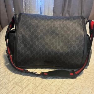 AUTHENTIC Gucci Diaper Bag GG Supreme